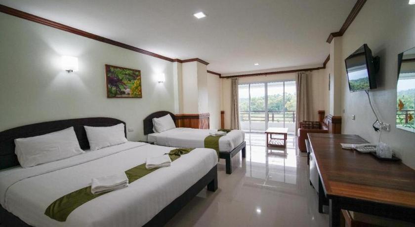 Sea Mountain Khanom Hotel Extérieur photo